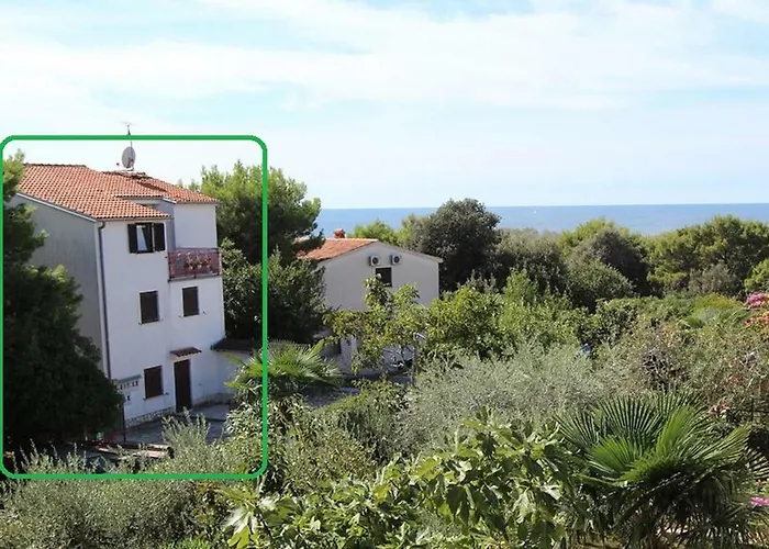 Apartmen Relax 200 M T Beach
