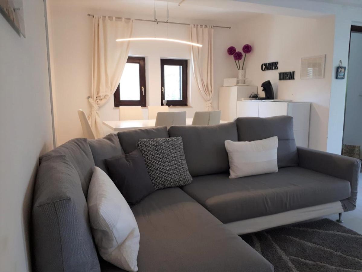 Apartmen Relax 200 M T Beach Apartment *